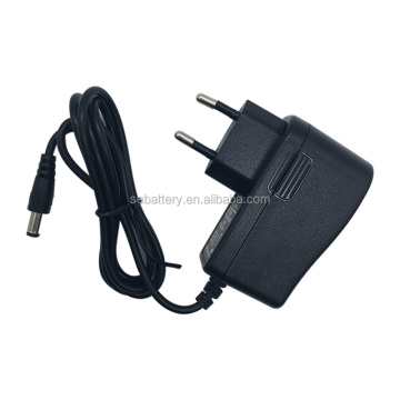 SUN EASE Li-ion 3.6V Battery Charger with DC Connector - EU, USA, AU, UK Adapters