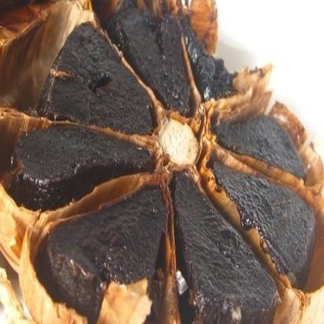 Fermenterad svart vitlök ekologisk svart vitlök