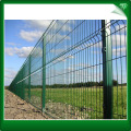 Commercial welded mesh fencing panels