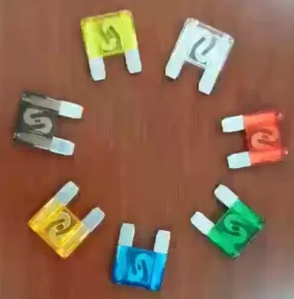 Plastic Box plug-in fuses Mini Fuse for Vehicles