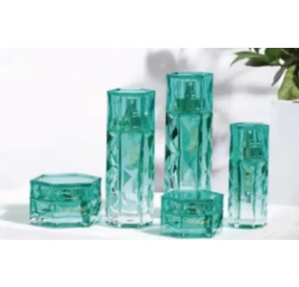 plastic spray bottles wholesale