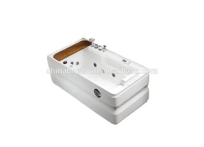 Wooden freestanding whirlpool bathtub with jets massage