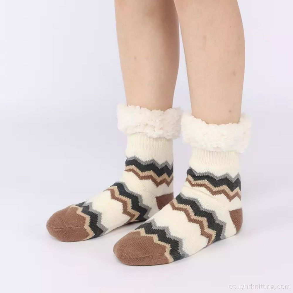 Calcetines de pelualidad peleados borrosos esponjosos de invierno