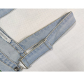 Macacões jeans de jeans rasgados de cinta ajustável feminino