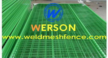 Werson Canada Temporary mesh Fence-powder coated