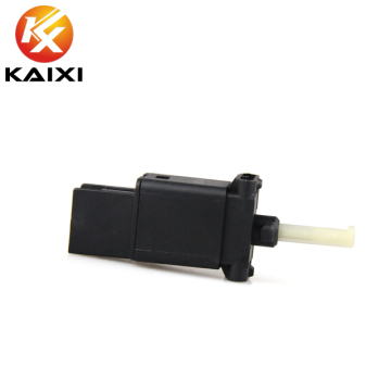 Mazda 2003-2013 modelleri için 4 pim fren lambası anahtarı