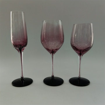 Colore viola tinta unita all&#39;interno del set di bicchieri