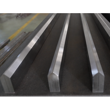 Pasadyang Triangle Guide Rail