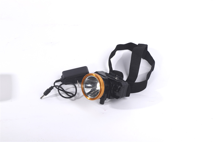 New High Quality Hunting Headlamp Rechargeable Dimming Outdoor Head Lamp