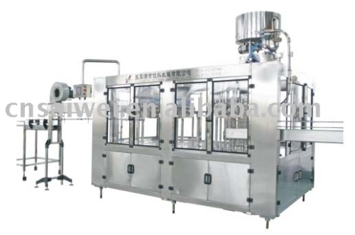 Rinsing balanced pressure filling and screw capping machine