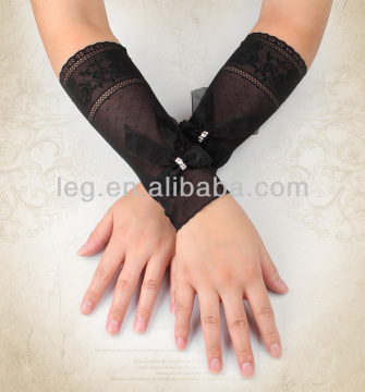 fingerless black lace gloves with diamond and bow