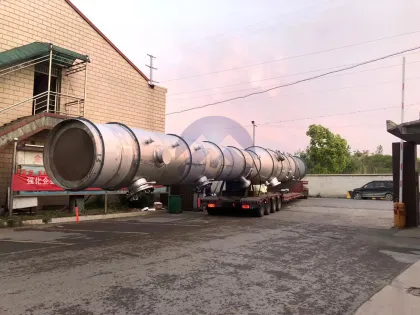 Large distillation tower equipment pressure vessel
