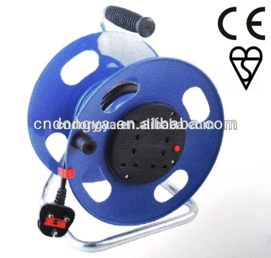 U.K 3-0utlet cable reels (50m)