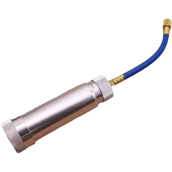 R134A Manual Injector: Fluoridation Filling Tool Kit for Car Air Conditioning Systems" 

However, to make it more accurate and SEO-friendly, you might consider:

"R134A Manual Injector Kit for Car Air Conditioning System Refilling - Fluoridation Filling T