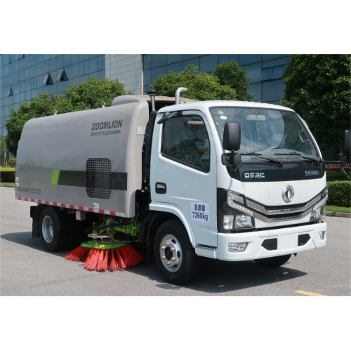 Road Sweeper watering Cleaning Truck