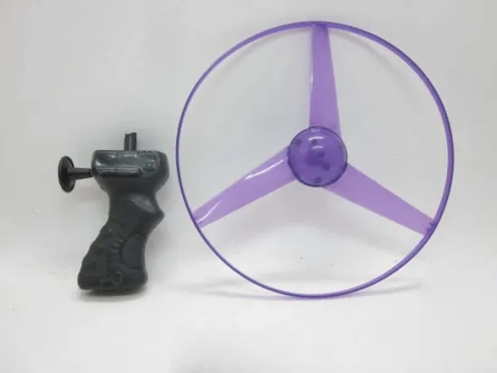 PULL-STRING FLYING DISK