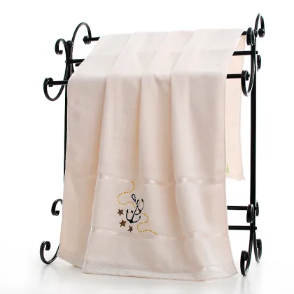 the bath towel with embroidery anchor