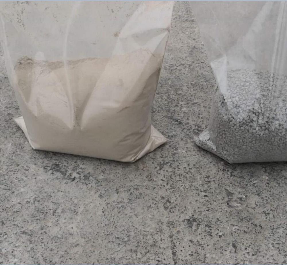 DCP 18% Biege powder feed grade