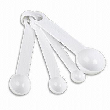 Plastic Measuring Spoons, Available in Various Colors and Four Sizes