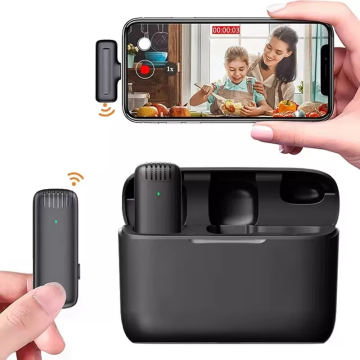 Wireless Lavalier Microphone with Charging Case for iPhone Vlogging and Live Streaming