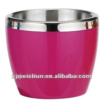 mini ice bucket with capacity of 750ML
