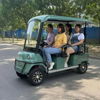Quality Electric Four-Wheel Sightseeing Cars and Golf Carts