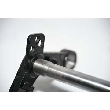 Braçadeira de garfo de triciclo