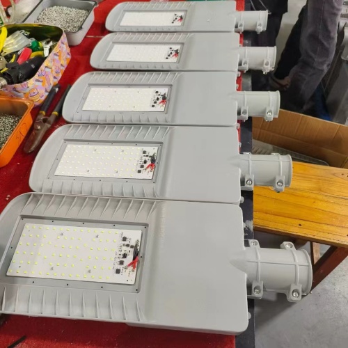 Energy-saving Solar Street Light