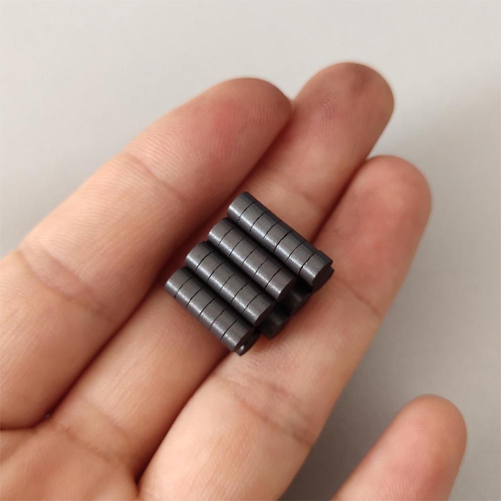 Magnet à disque de ferrite 4 * 2 mm