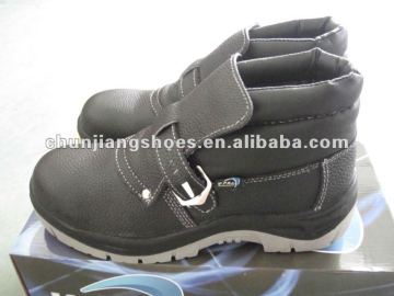 Black leather saety shoes