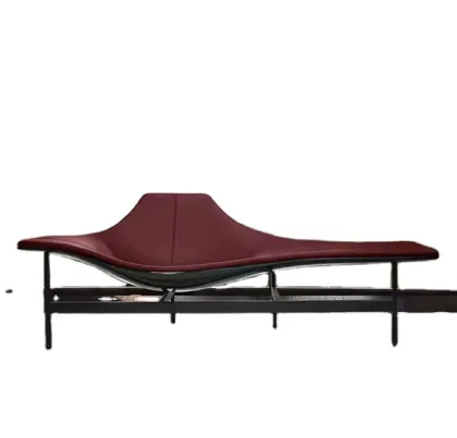 Modern Italian Leather Manta Ray Lounge Chair for Luxurious Living Rooms