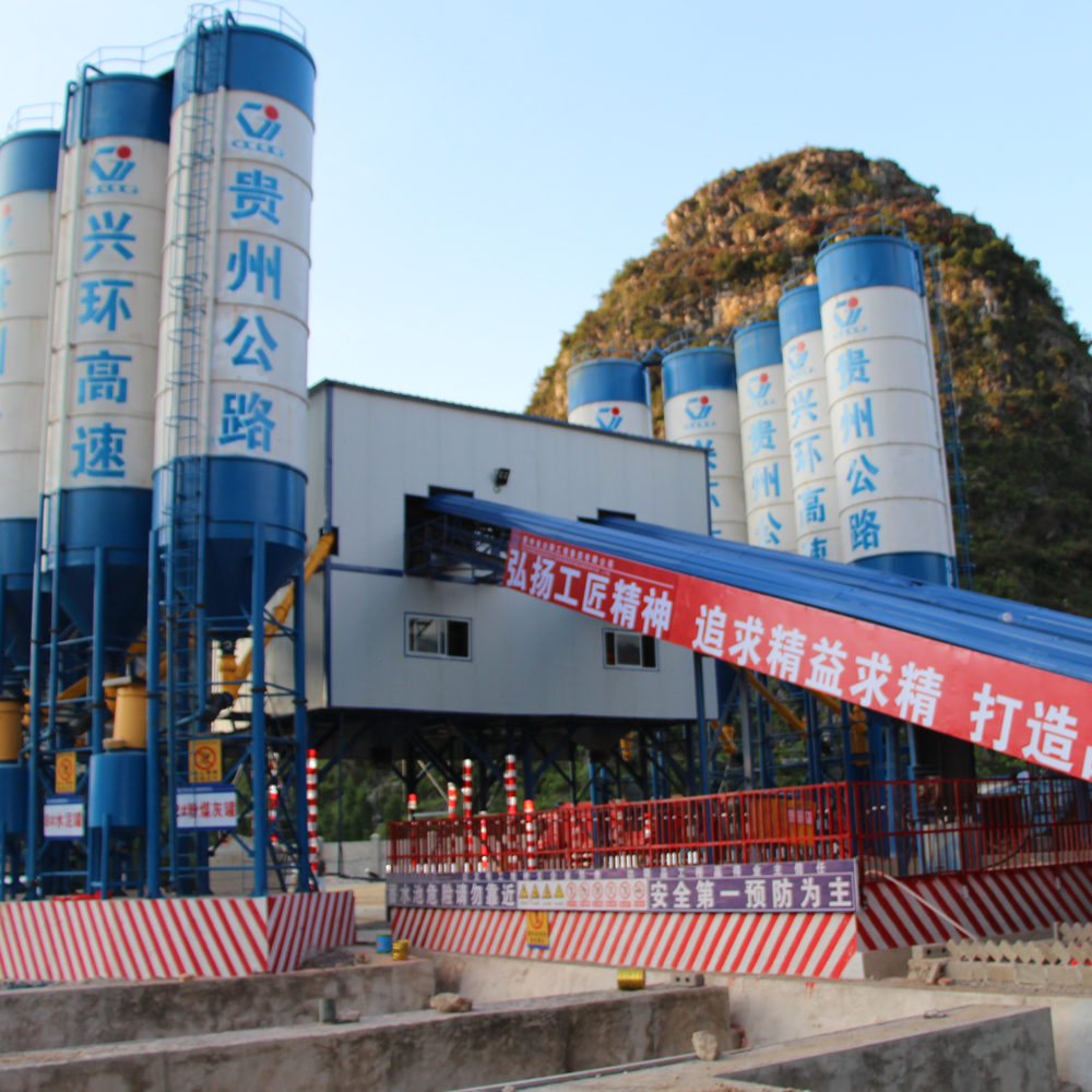 Durable fully automatic stationary concrete batching plant