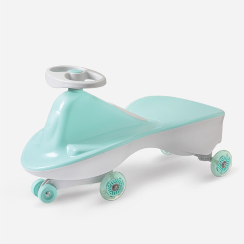 Nouveau tour de voiture de torsion de bébé sur pour le divertissement