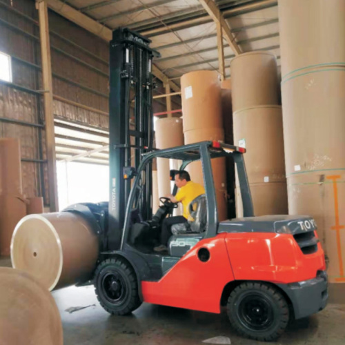 Насадка для бумажных рулонов для вилочного погрузчика