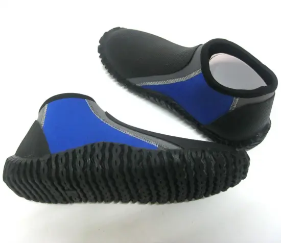 Waterproof neoprene surfing beach shoes kids