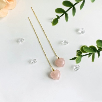 Anting -anting jantung manis dan serba boleh berwarna merah jambu semulajadi