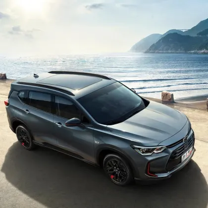 2015 Chevrolet Orlando Light Hybrid SUV - 7 Seats, Automatic Transmission, New Energy Vehicle