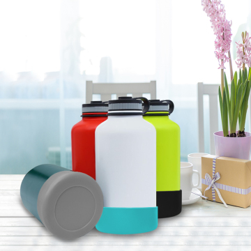 High-Quality 64oz Double Wall Vacuum Insulated Silicone-Protected Water Bottle