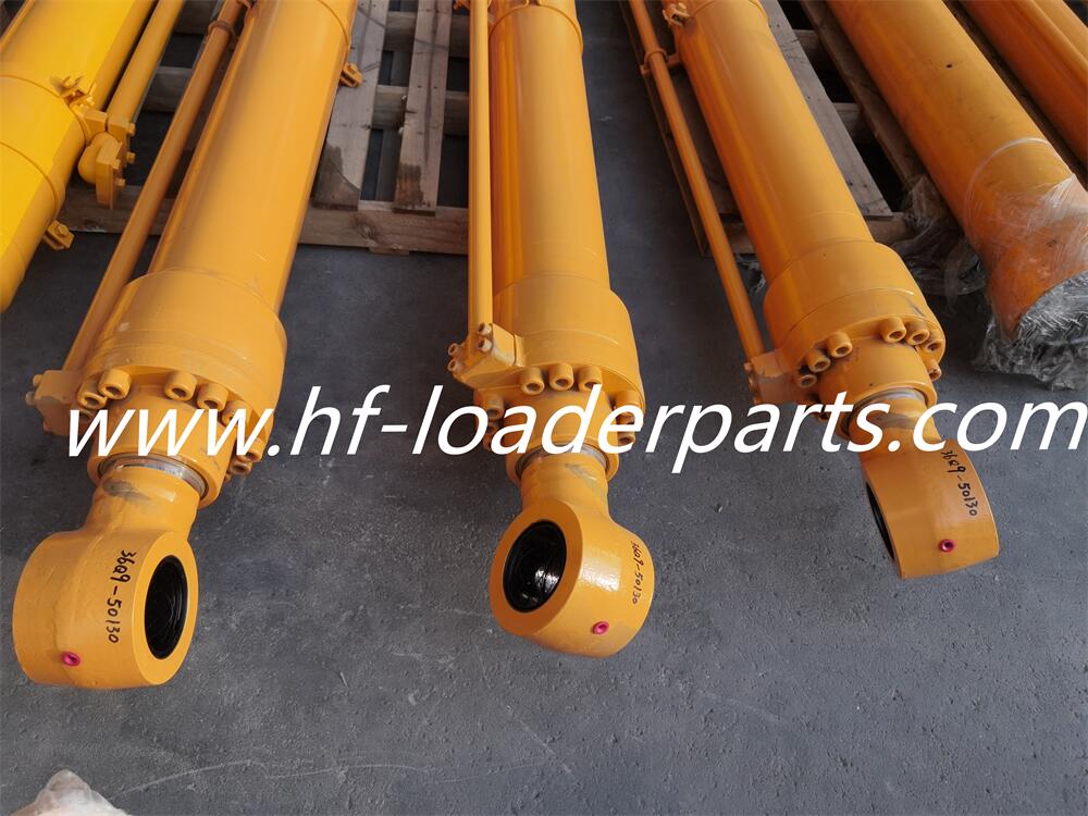 HYUNDAI 505 excavator bucket cylinder 36Q9-50130