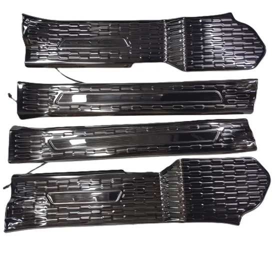 WSD Wholesale Side Stepsill Protector LED Door Sill for Toyota Innova 2023