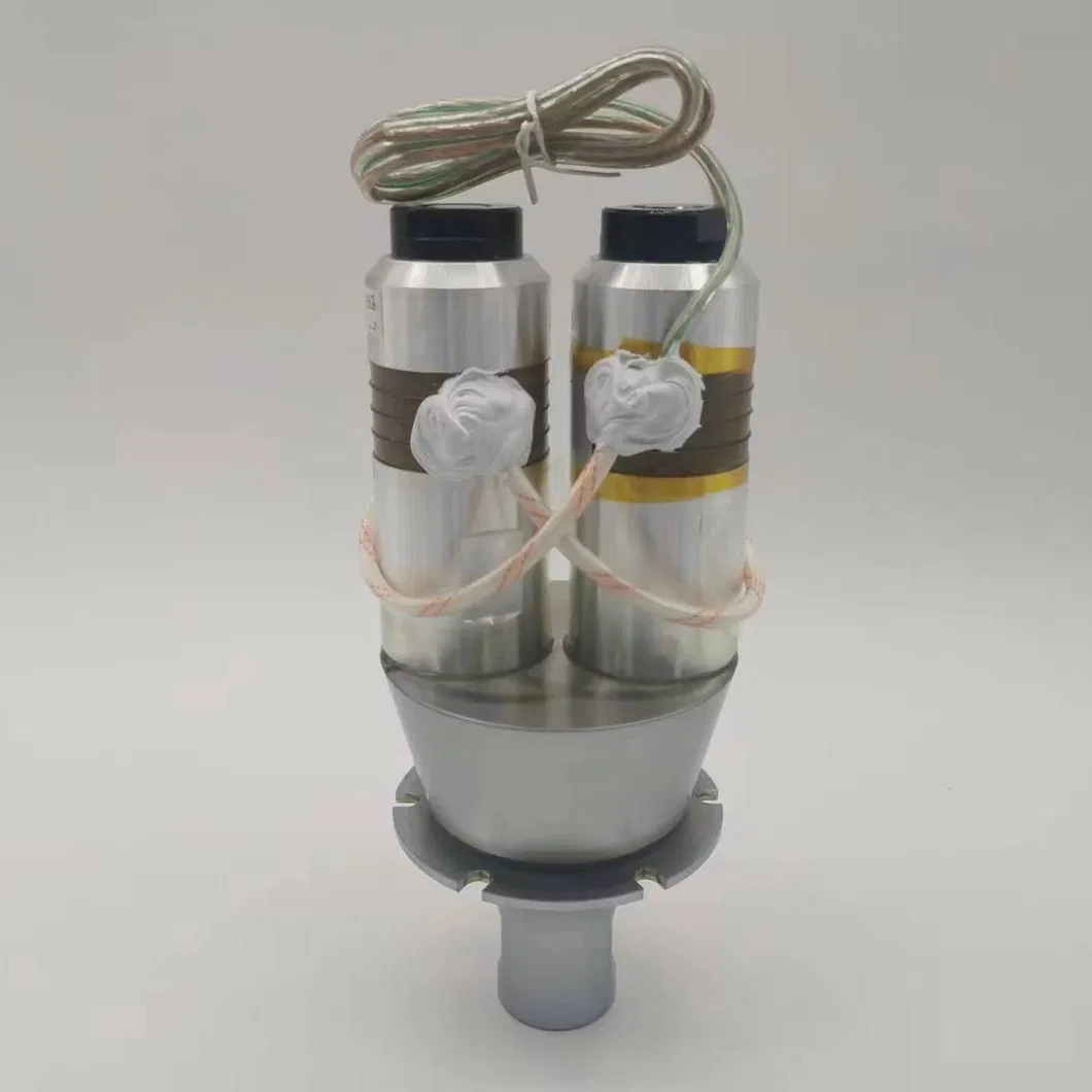 Maske Makinesi Kulak Döngüsü Kaynağı ve Plastik Kaynak için Güçlendiricili 20K 2600W 4000W Ultrasonik Dönüştürücü