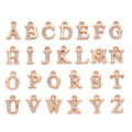 Balancent Lettre Charmes AZ Alphabet Anglais Lettres Bracelet Charmes Fabrication de Bijoux Résultats Bonne Qualité Strass Charme Pendentifs