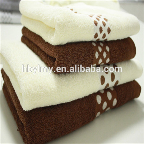 Polka dot jacquard cotton hotel towel liquidation bath towel