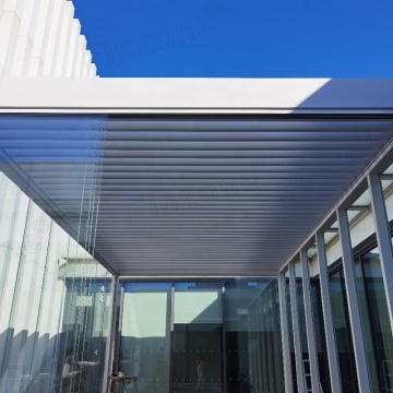 Partizione di vetro in alluminio mobile per patio pergola: opzioni di porta scorrevole in vetro