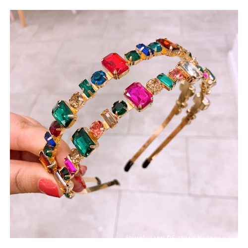 Sparkling Luxury: Exclusive Crystal and Gemstone Headbands for Women