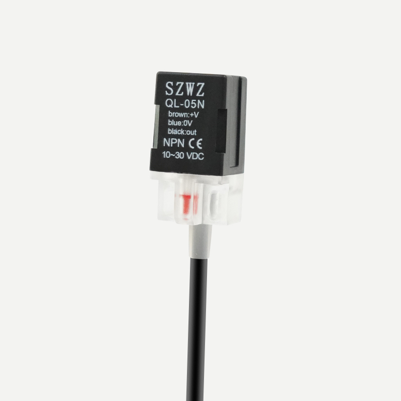 FOTEK QL-05N NPN Inductive Proximity Switch - Square Shape Three-Wire Normally Open Sensor