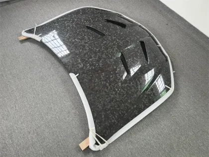 High-Quality Forged Carbon Fiber Engine Hood (Bonnet) for Lamborghini Urus Front Hoods
