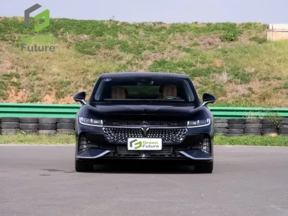 2024 Dongfeng Voyah PHEV Performance New Energy Vehicles