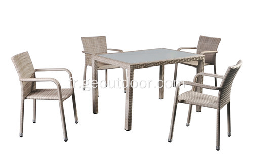 Ensemble de table et chaises de salle à manger d'extérieur 2019