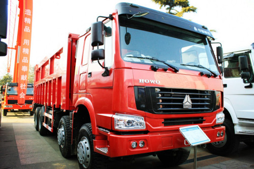 Sinotruk HOWO 4*2/ 6*4/ 8*4 Dump Truck/ Tipper/ Dumper Truck 20~40ton